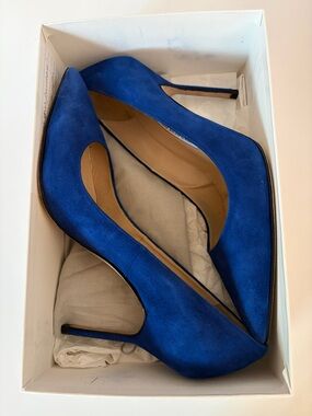 Manolo Blahnik Cobalt Suede Heels size 41.5 or US 11 excellent condition